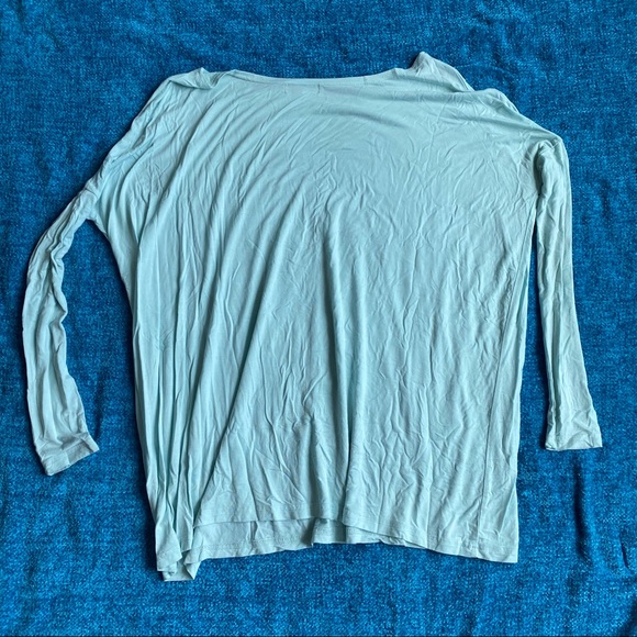 3/4 Sleeve Piko Top Mint - Picture 2 of 3